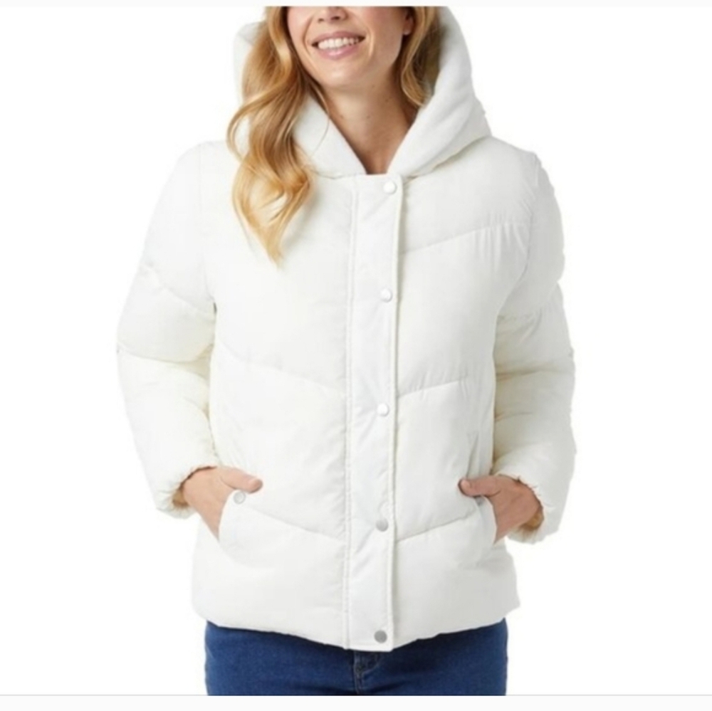 32 Degrees Women's Quilted Jacket with Plush Lined Hood